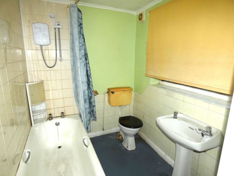 Bathroom- click for photo gallery